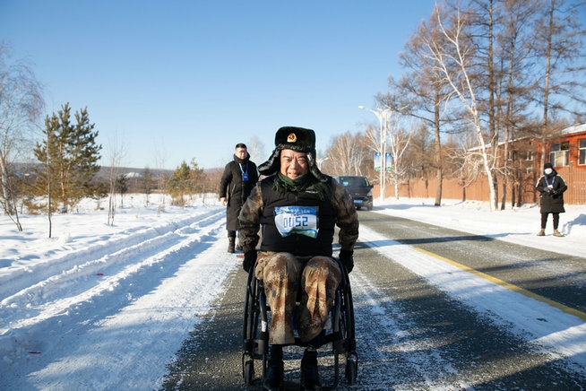 中共黨員、一等功榮立者王曙光不畏嚴(yán)寒，挑戰(zhàn)自我（王鵬）.jpg