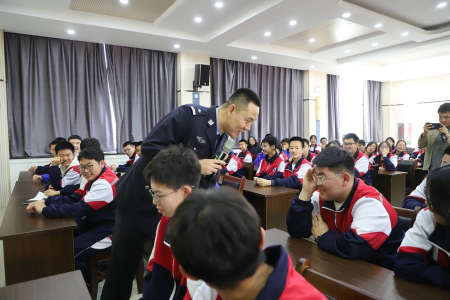 1712109824132860.jpg 2A3A2967.JPG