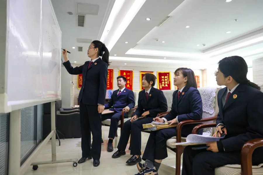 1712801885404842.jpg 0c96229ba7c836090d159a55636e285.jpg