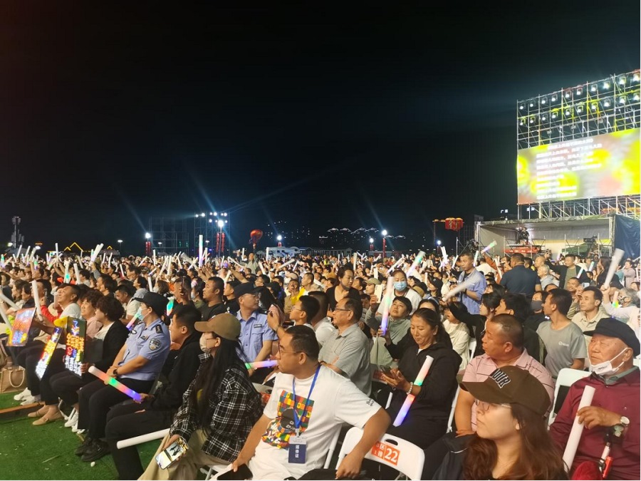 “如七而遇 相思烏?！边@場(chǎng)七夕主題音樂(lè)會(huì)甜出圈665.png