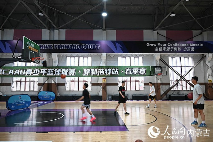 1752798689374462.jpg 青年1.jpg