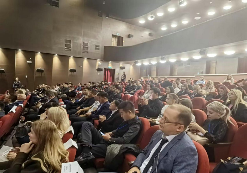 1758383635117808.jpg 合作3.jpg