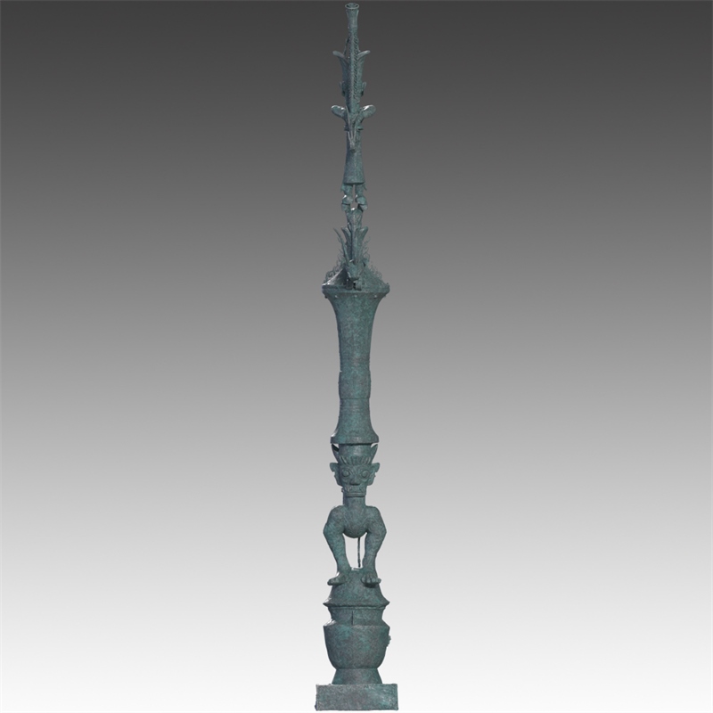 銅罍座倒立鳥足頂尊神像。四川省文物考古研究院供圖