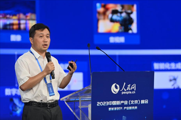 人民中科研究院院長、首席科學(xué)家李兵發(fā)表主旨演講。人民網(wǎng)記者 于凱攝