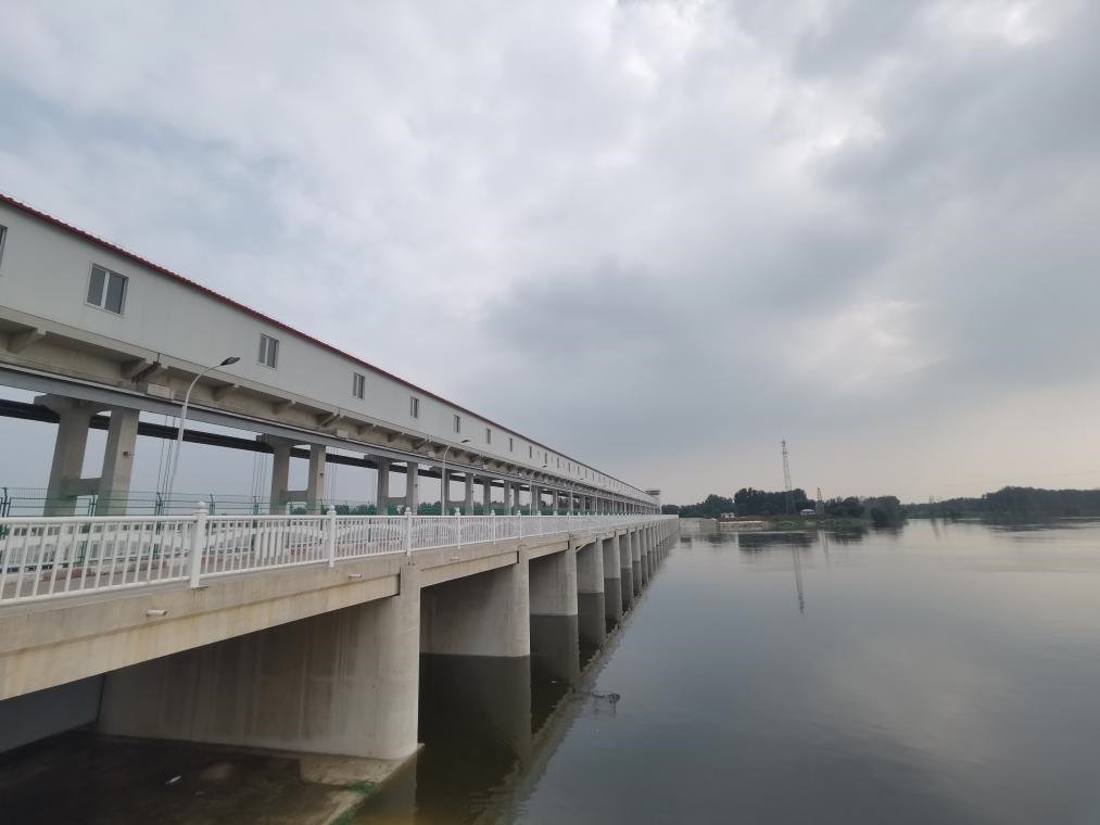圖為獨(dú)流減河進(jìn)洪南閘。新華社記者 劉惟真 攝
