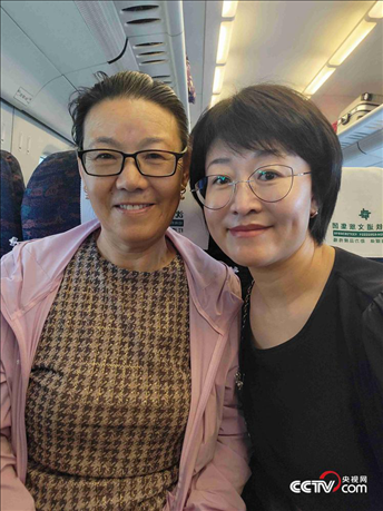 （呼群、寶力母女 受訪者供圖）