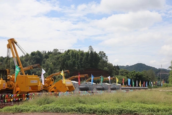 川氣東送二線天然氣管道工程施工現(xiàn)場。受訪者供圖