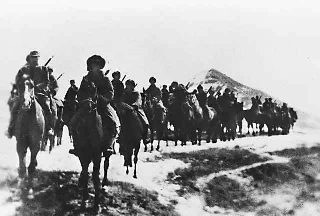 △東北抗日聯(lián)軍騎兵部隊(duì)