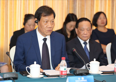 中國(guó)社會(huì)工作聯(lián)合會(huì)會(huì)長(zhǎng)陳存根致辭。主辦方供圖