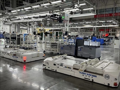 新能源汽車智能生產(chǎn)線。人民網(wǎng) 王紹紹攝