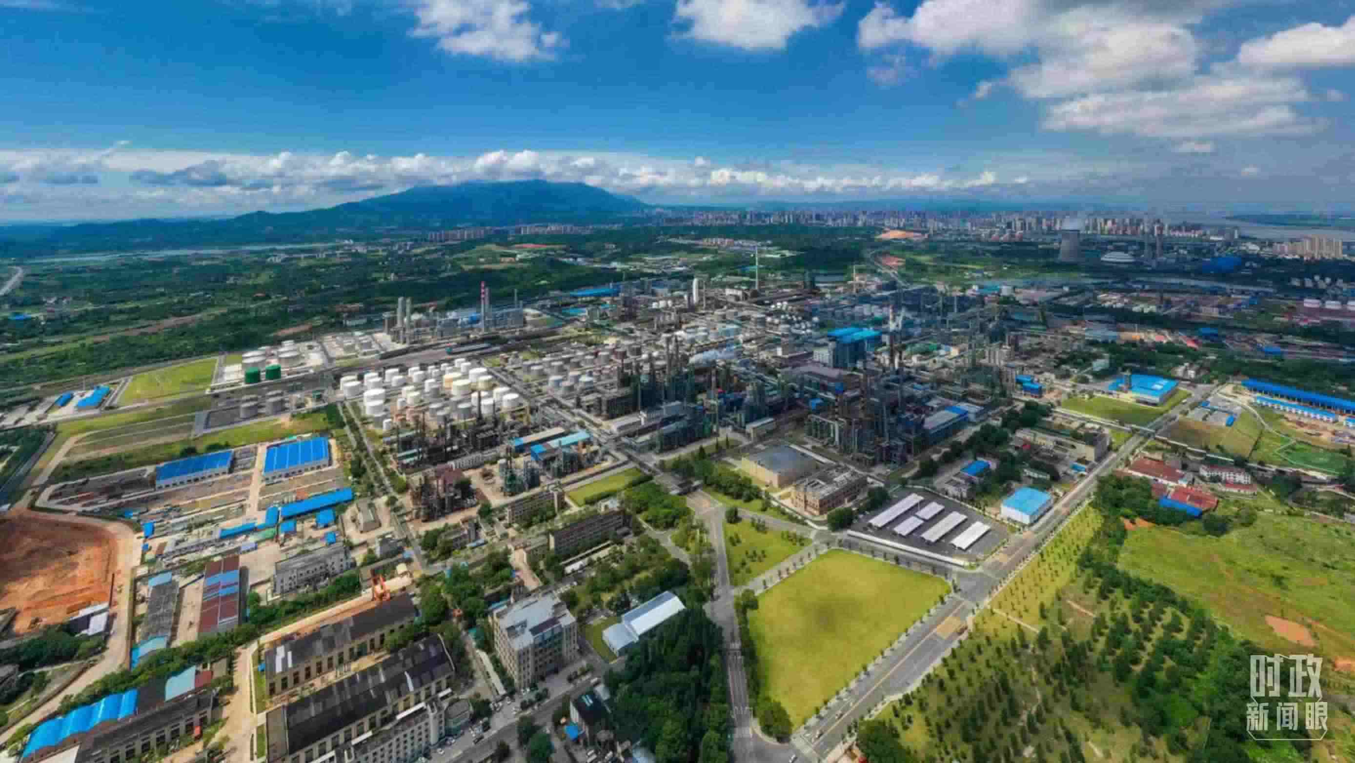 △中國石化九江分公司。（總臺記者劉陽拍攝）