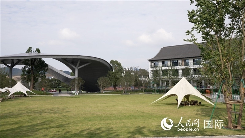 安吉露營地。人民網(wǎng) 彭昱凱攝