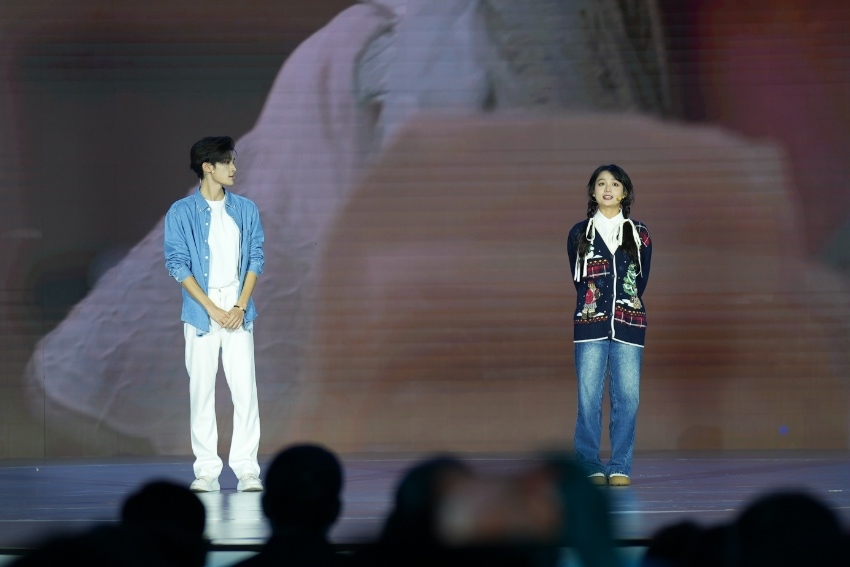 煎餅果仔（演員張家?。?、夏天妹妹（演員楊茜云）