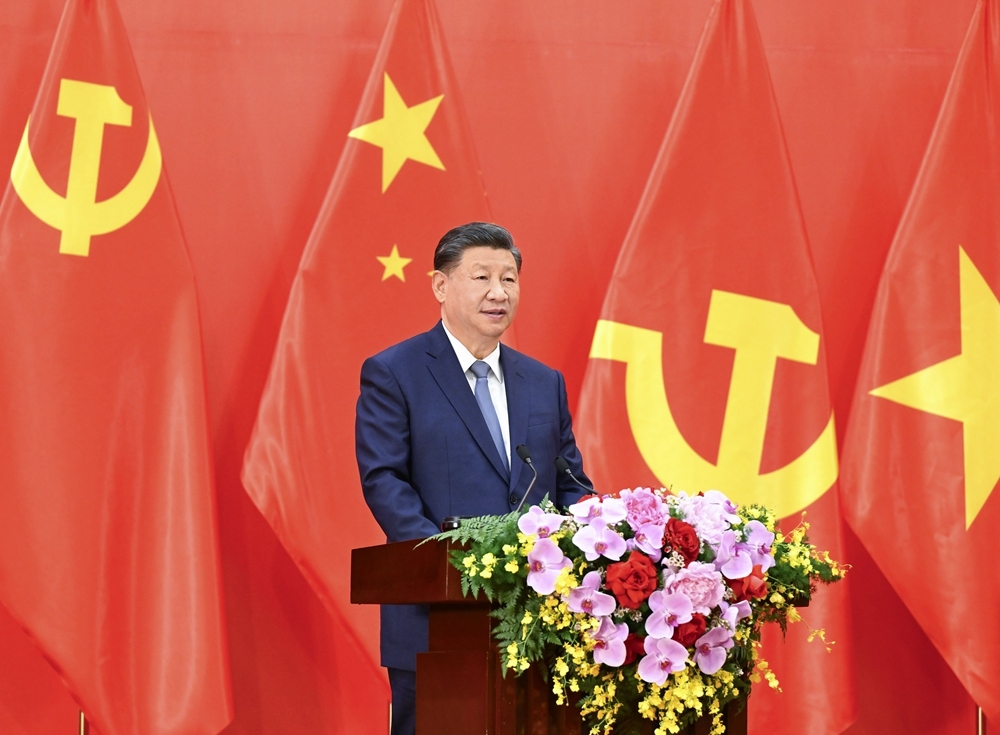 習(xí)近平總書(shū)記發(fā)表題為《賡續(xù)傳統(tǒng)友誼，開(kāi)創(chuàng)中越命運(yùn)共同體建設(shè)新征程》的重要講話。