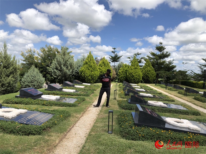烈士園區(qū)。人民網(wǎng)記者 黃培昭攝