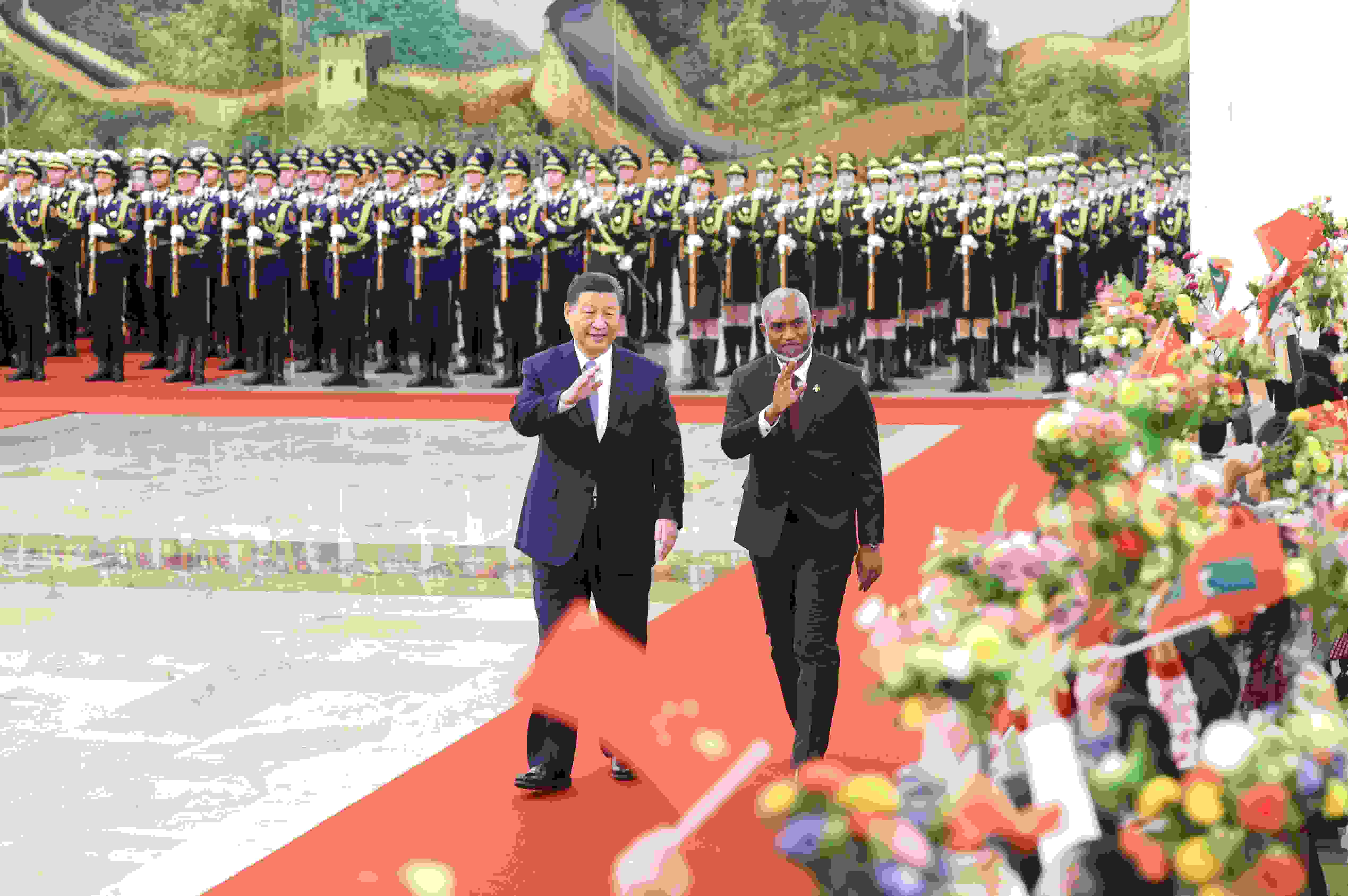 △2024年1月10日下午，國家主席習(xí)近平在北京人民大會堂同來華進(jìn)行國事訪問的馬爾代夫總統(tǒng)穆伊茲舉行會談。會談前，習(xí)近平主席在人民大會堂北大廳為穆伊茲總統(tǒng)舉行歡迎儀式。