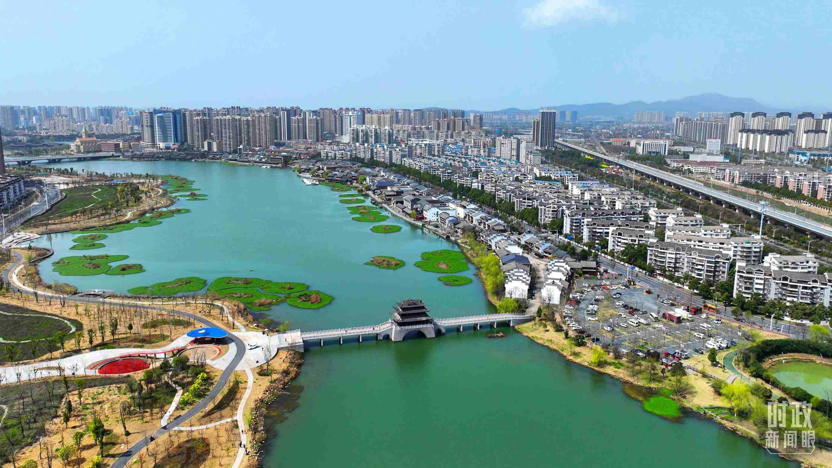 湖南常德。此次座談會前，習(xí)近平在長沙、常德兩地實(shí)地考察。（總臺央視記者范凱拍攝）