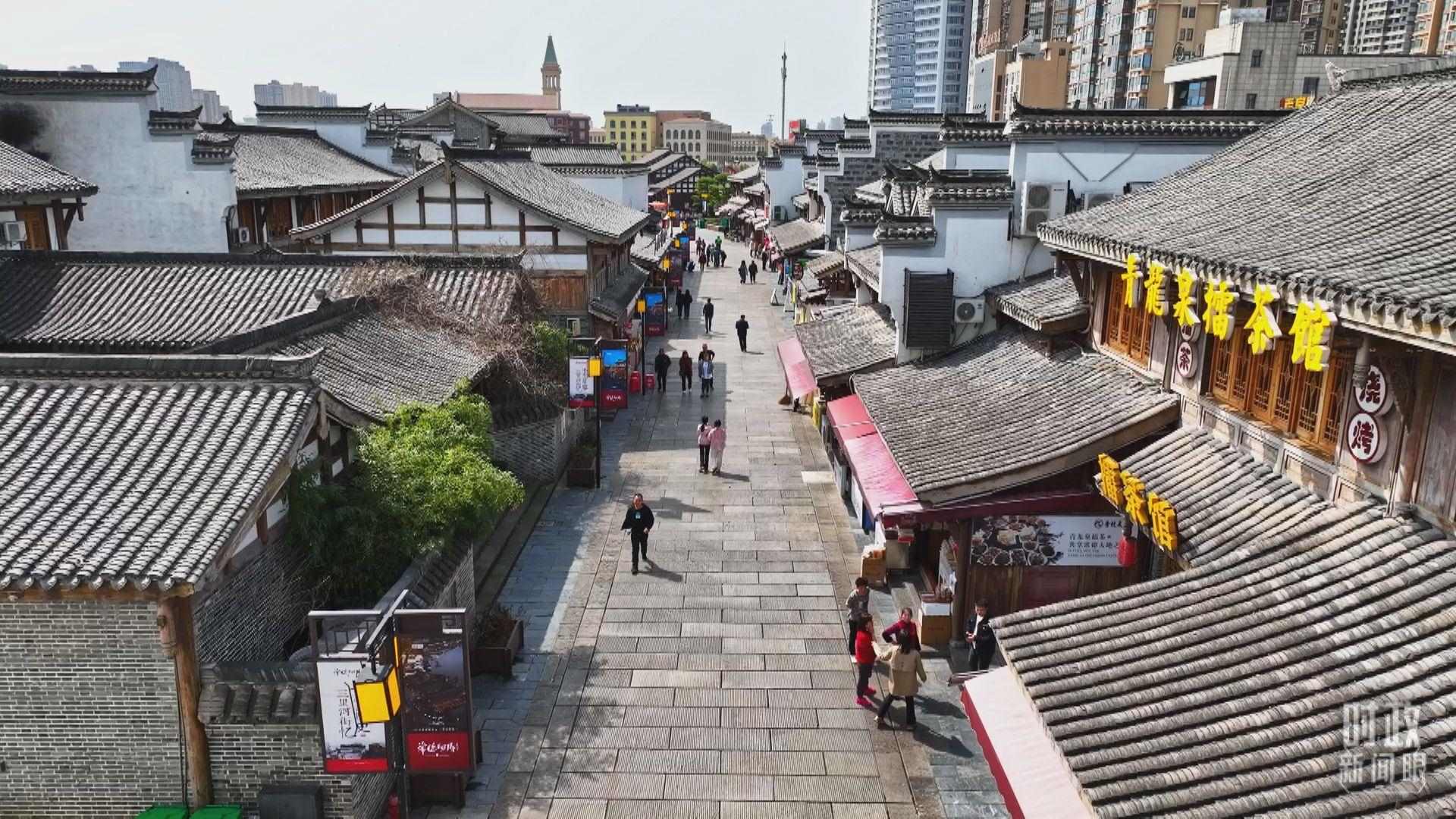 △常德河街。（總臺(tái)記者姚鵬、溫盛強(qiáng)拍攝）