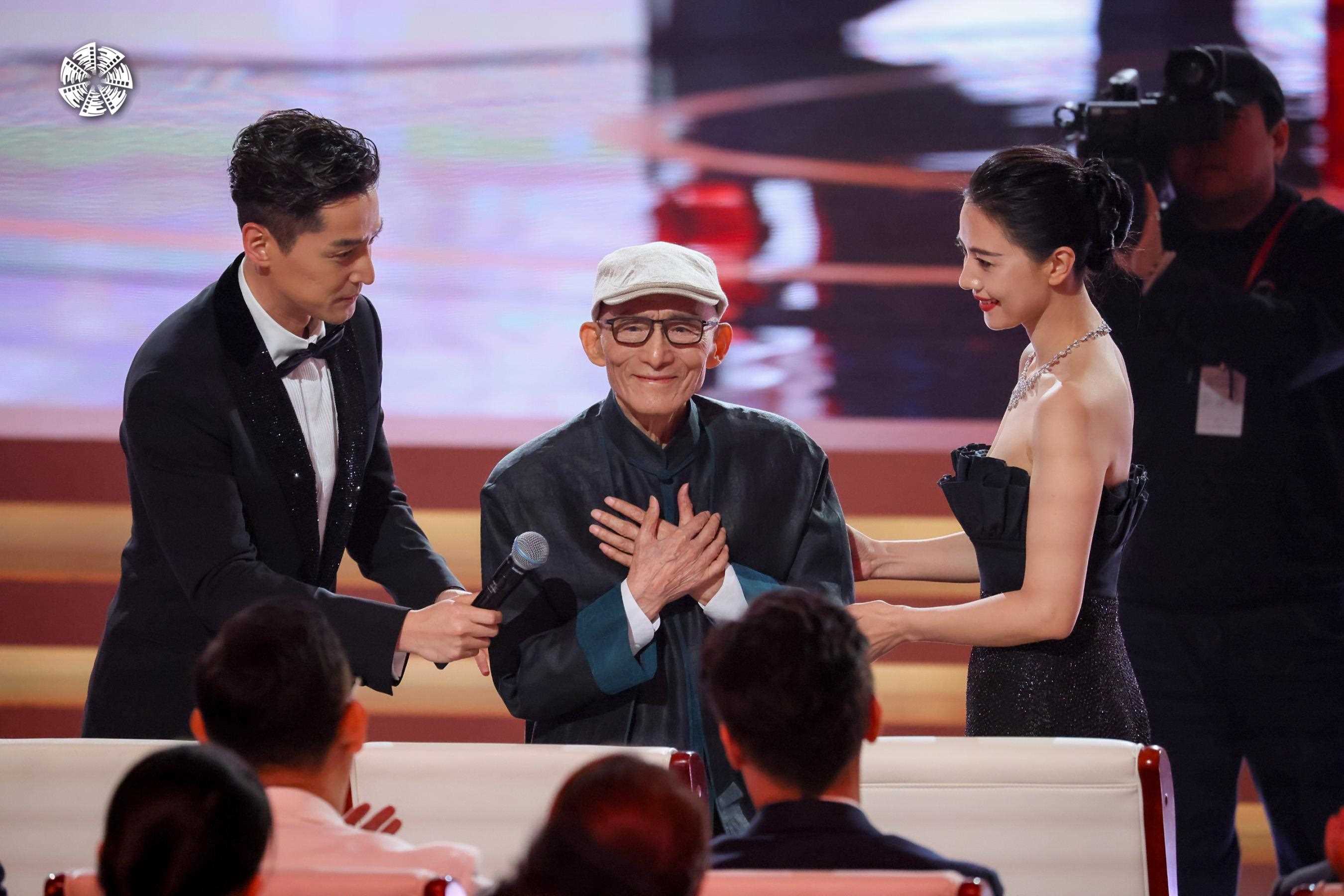 從左到右依次為演員胡歌，演員游本昌，演員高圓圓。主辦方供圖