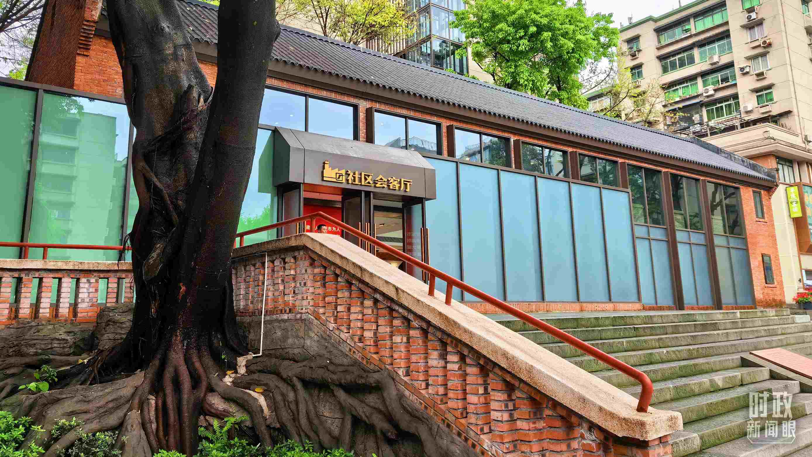 △民主村社區(qū)會(huì)客廳。（總臺(tái)央視記者程鋮拍攝）