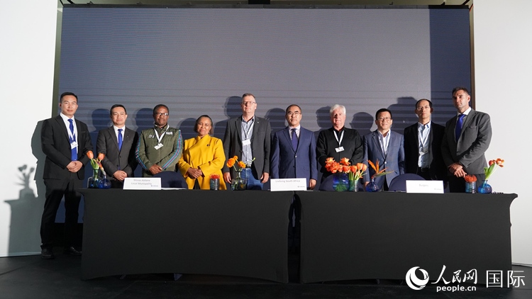 嘉賓合影。人民網(wǎng) 張茜攝