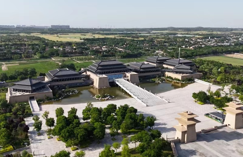 5月13日拍攝的陜西歷史博物館秦漢館全景。新華社記者 李一博 攝