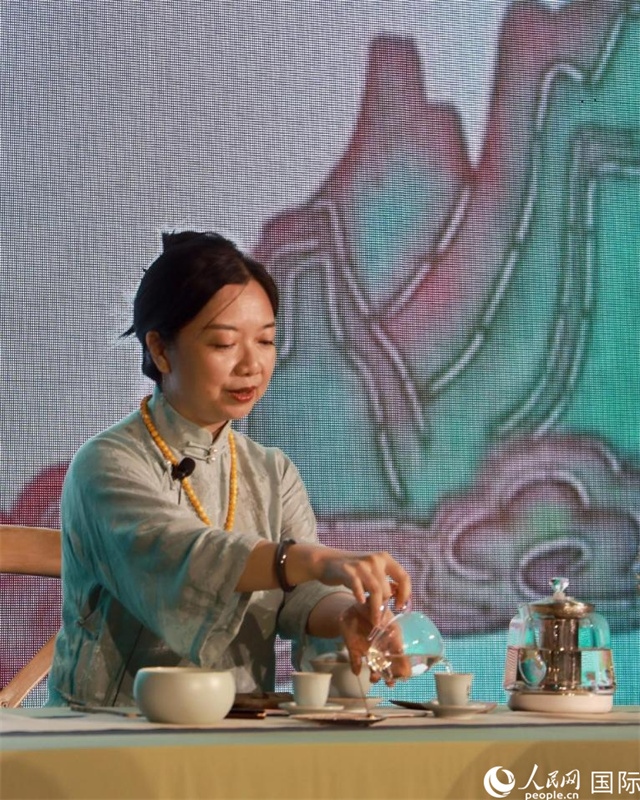 茶藝展示。人民網(wǎng)記者 管克江攝