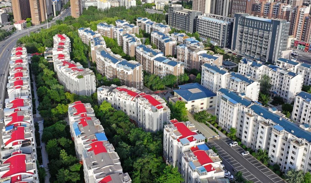 6月19日拍攝的長城花園社區(qū)（無人機(jī)照片）。