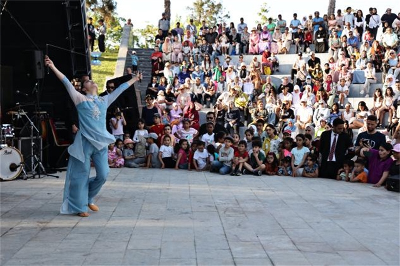 茶文化主題演出場(chǎng)景。拉巴特中國文化中心供圖