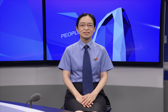 最高人民檢察院行政檢察廳二級(jí)高級(jí)檢察官?gòu)埩⑿?。人民網(wǎng)記者 王曉嘯攝