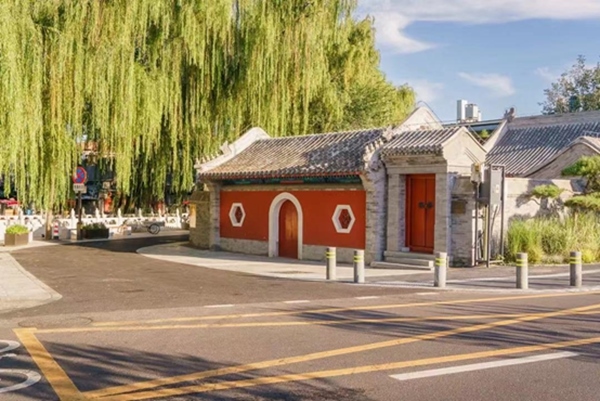 北京建筑大學(xué)古建保護(hù)與利用專業(yè)師生對北京德勝門內(nèi)大街開展空間品質(zhì)綜合提升項(xiàng)目，圖為項(xiàng)目竣工后的實(shí)景圖。校方供圖