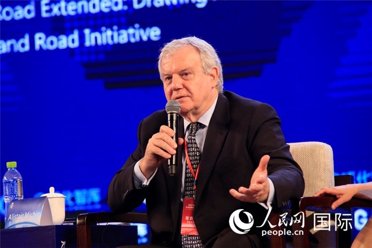 麥啟安在第四屆中國對外貿易論壇上發(fā)言 人民網資料照片