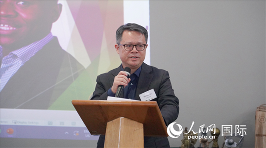 中國(guó)駐南非使館經(jīng)商處參贊邱忠義發(fā)言。 人民網(wǎng) 張茜攝