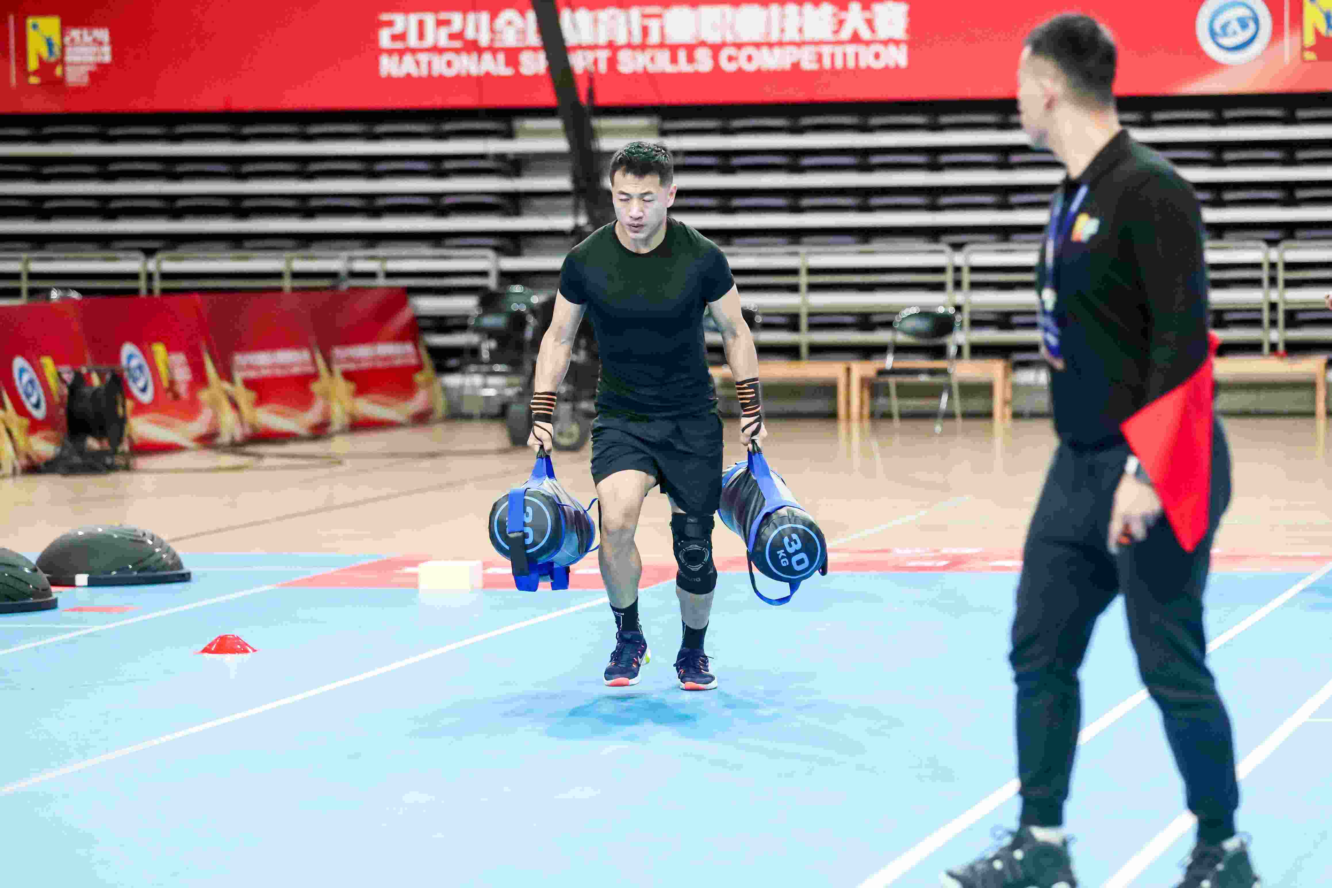 參賽選手在比賽中。 賽事主辦方供圖