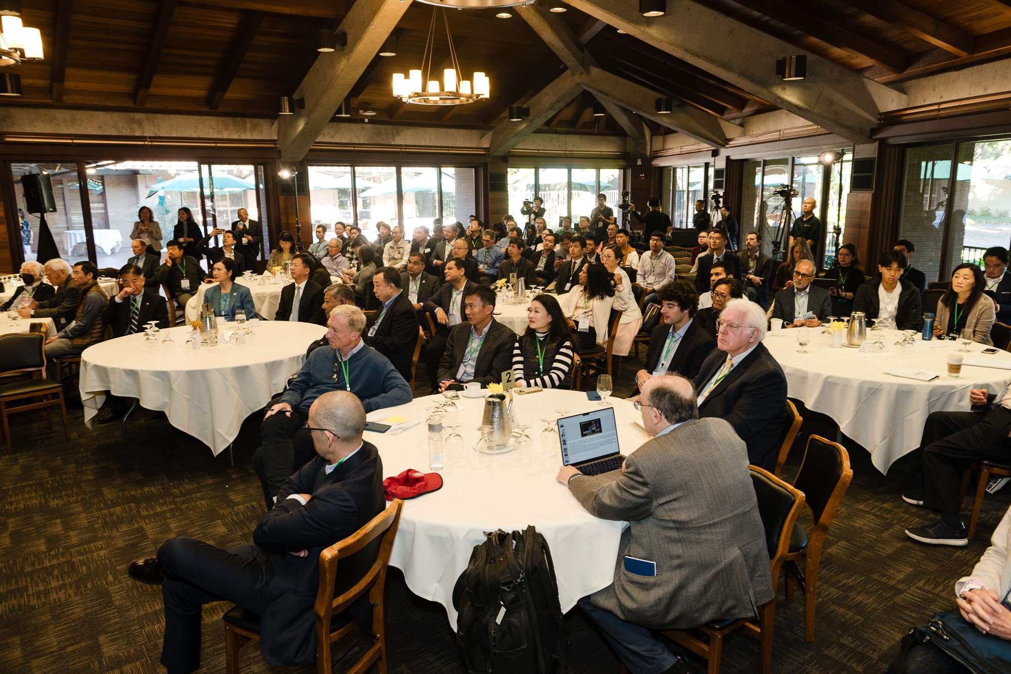 峰會(huì)現(xiàn)場(chǎng)。馮超攝