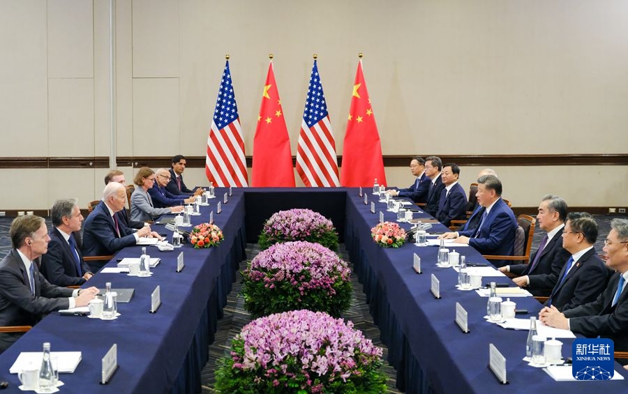 當(dāng)?shù)貢r間11月16日下午，國家主席習(xí)近平在利馬同美國總統(tǒng)拜登舉行會晤。新華社記者 丁林 攝