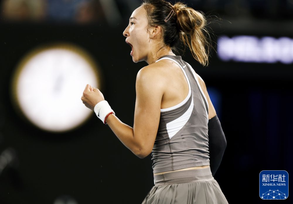 ↑鄭欽文在比賽中慶祝得分。新華社記者 馬平 攝