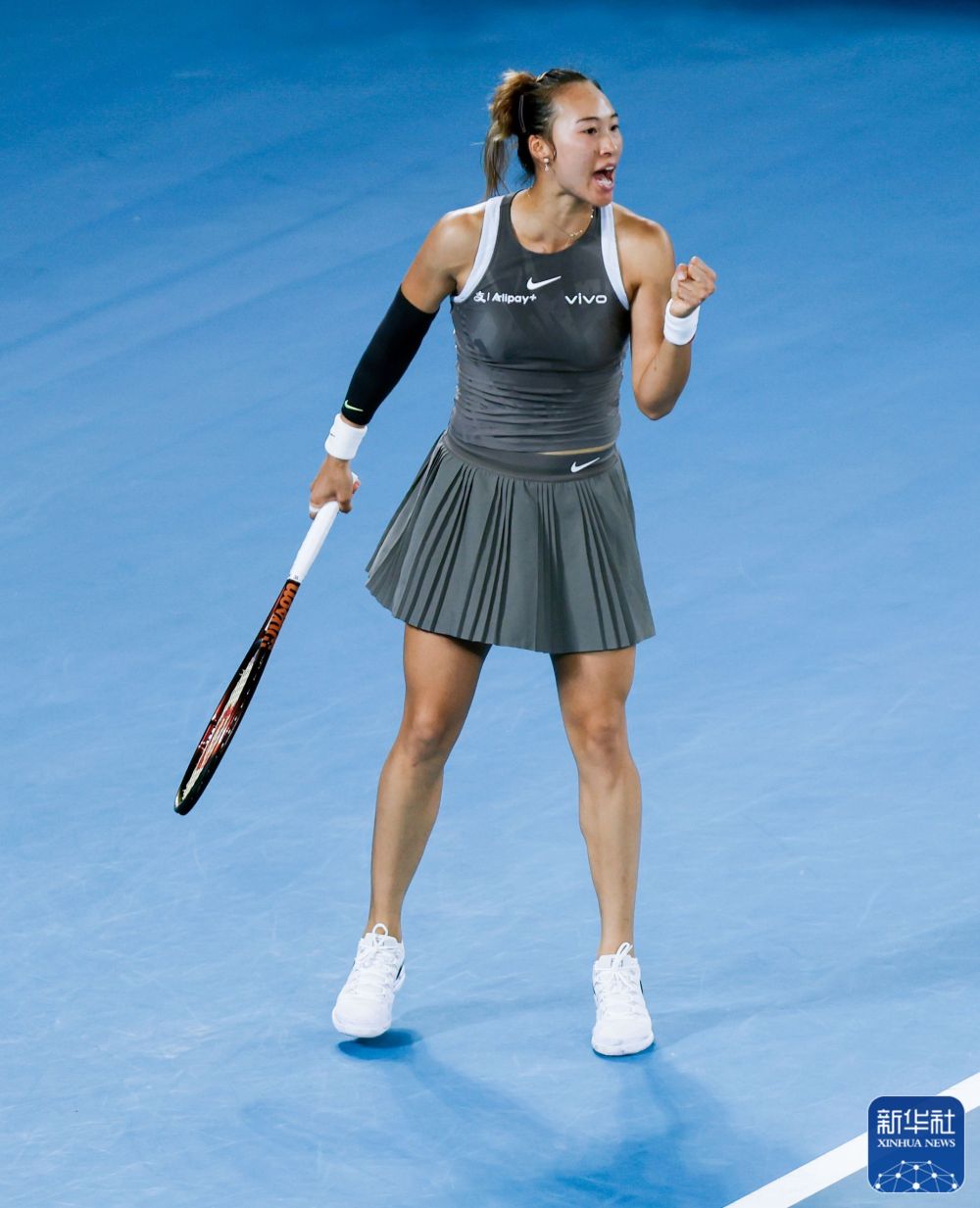 ↑鄭欽文在比賽中慶祝得分。新華社記者 馬平 攝