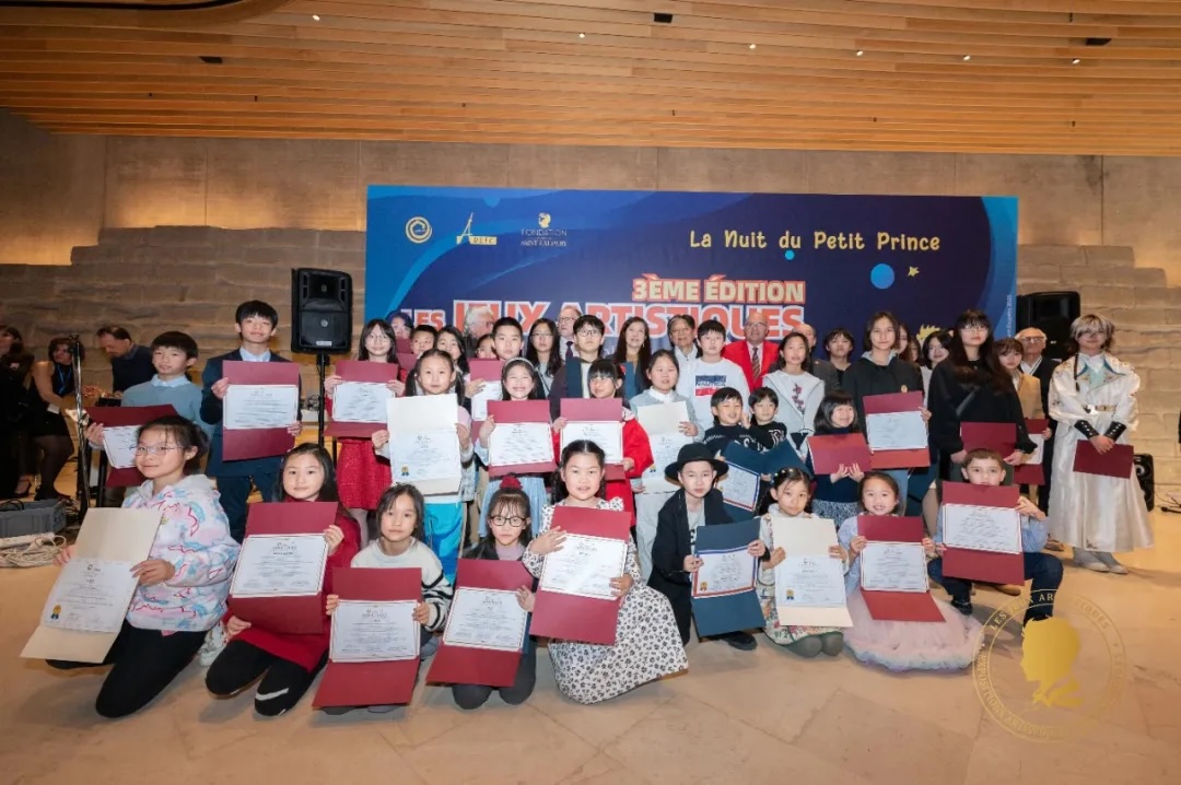 第三屆國際藝術聯(lián)創(chuàng)聯(lián)展盛大開幕。法中交流促進會供圖