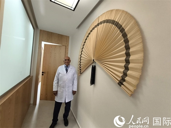 哈利勒的診所內(nèi)。人民網(wǎng)記者 黃培昭攝