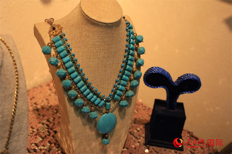 蘇美爾時(shí)期的流行項(xiàng)鏈。 人民網(wǎng)伊納斯·易卜拉欣攝