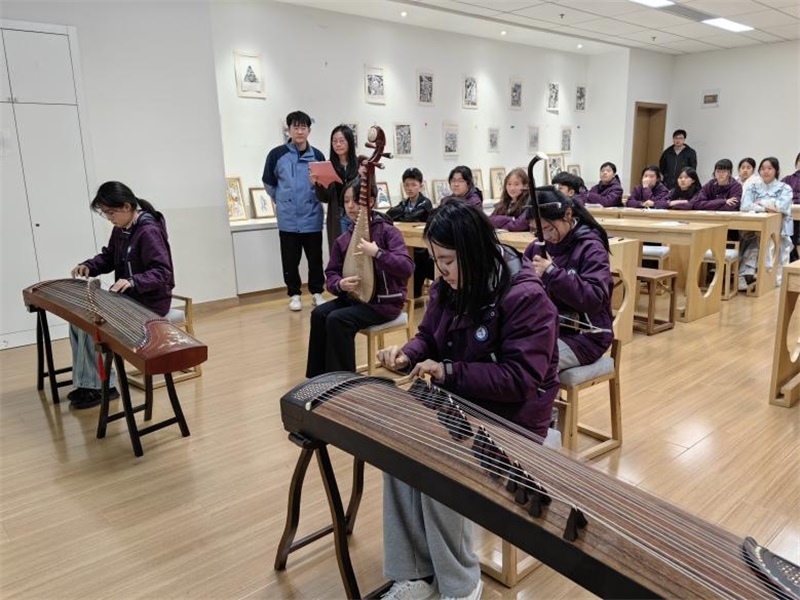 匡園學(xué)生民樂(lè)合奏。