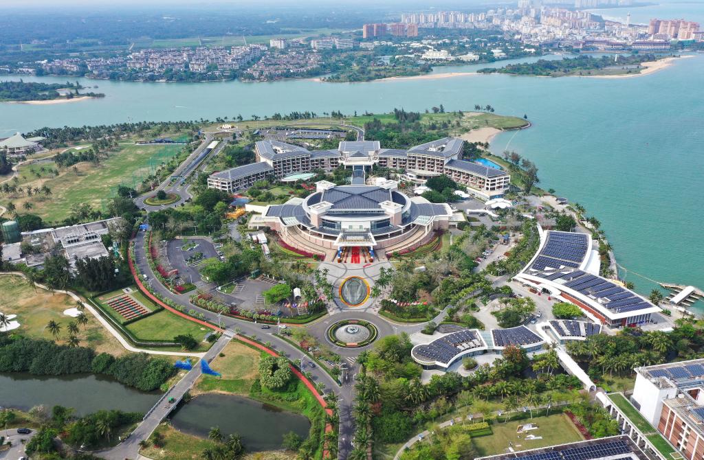 這是3月21日拍攝的博鰲亞洲論壇國際會議中心（無人機照片）。新華社記者 郭程 攝