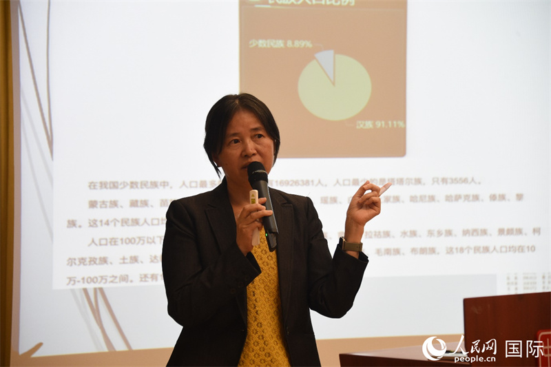 斯德哥爾摩大學(xué)訪問學(xué)者徐英春博士的專題講座。人民網(wǎng)記者 殷淼攝