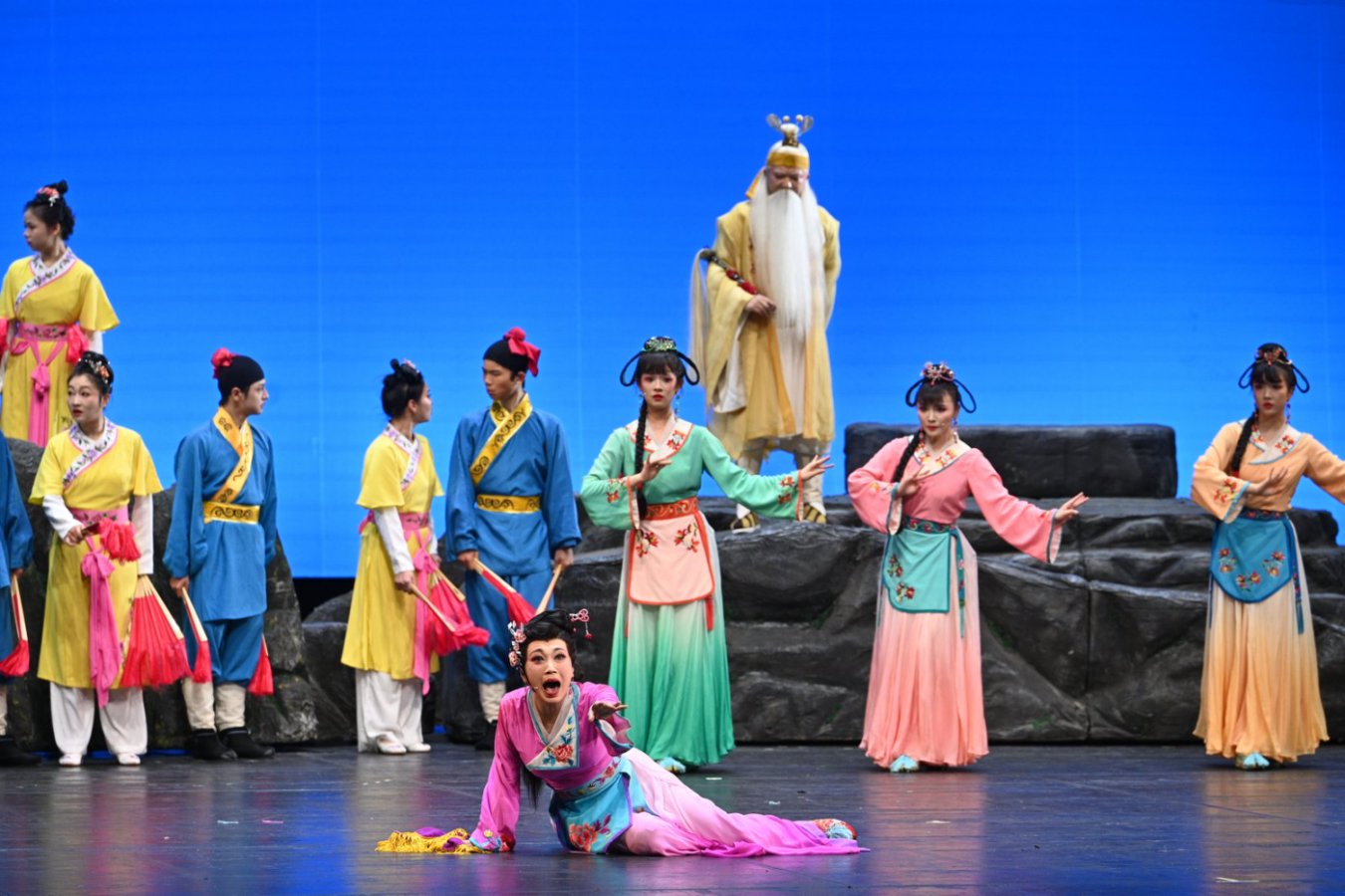 《七妹與蛇郎》演出劇照。國(guó)家大劇院供圖