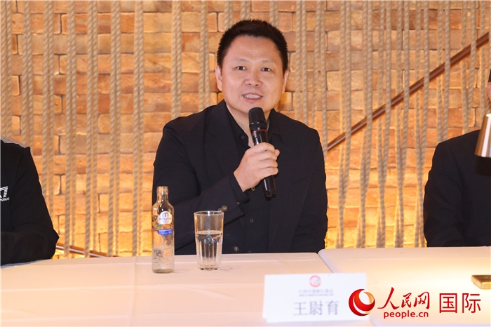 中國駐里約熱內盧總領館副總領事王尉育在座談會上致辭。 人民網(wǎng)記者 時元皓攝